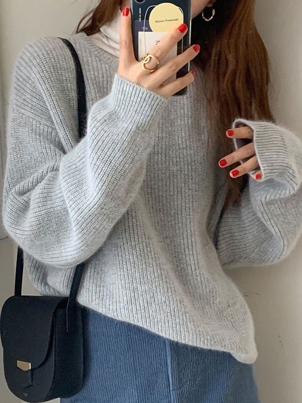 Einfarbiger Pullover mit Rundhalsausschnitt-2