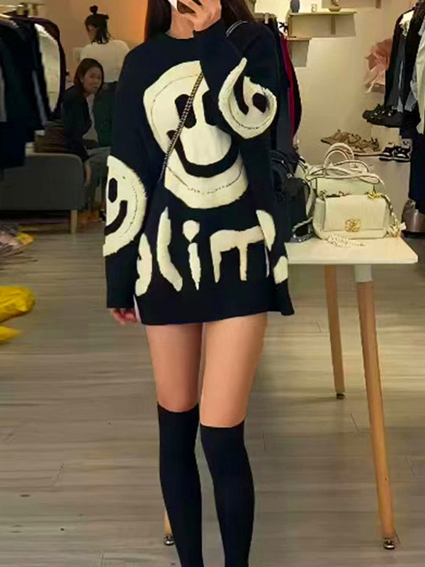 Dicker, lockerer Pullover mit Smile-Print-1